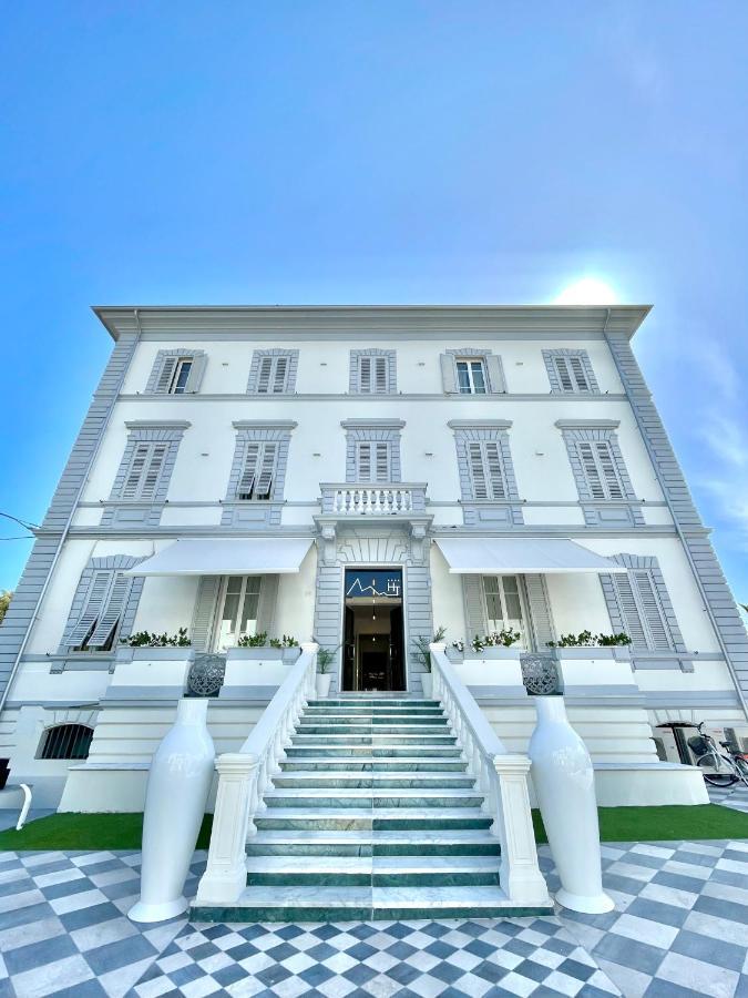 Hotel Tirreno Marina di Massa Zewnętrze zdjęcie