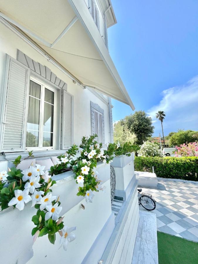Hotel Tirreno Marina di Massa Zewnętrze zdjęcie