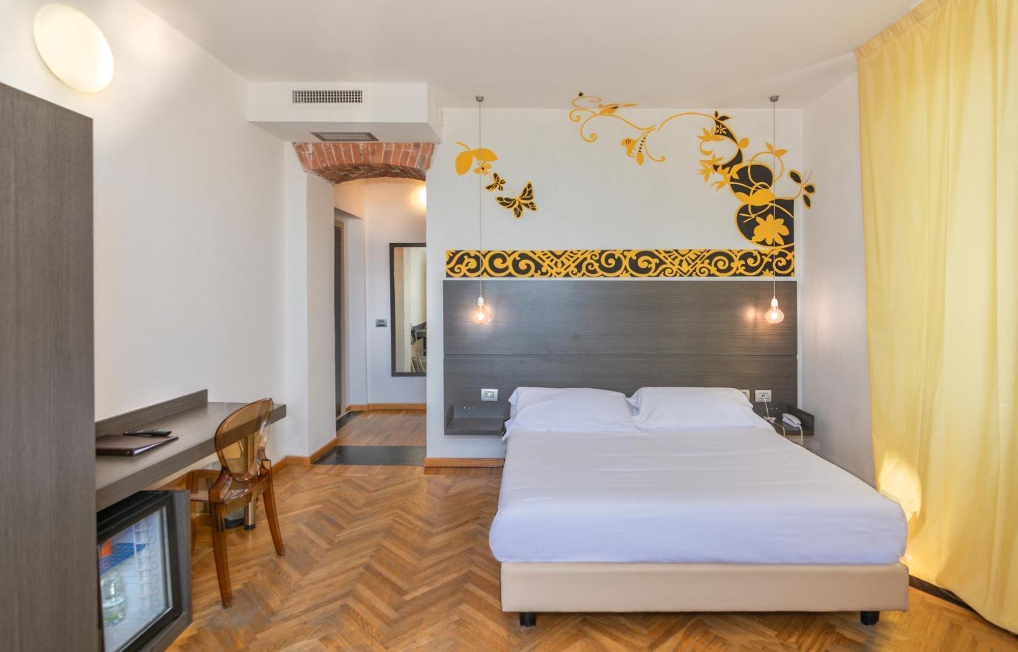 Hotel Tirreno Marina di Massa Zewnętrze zdjęcie