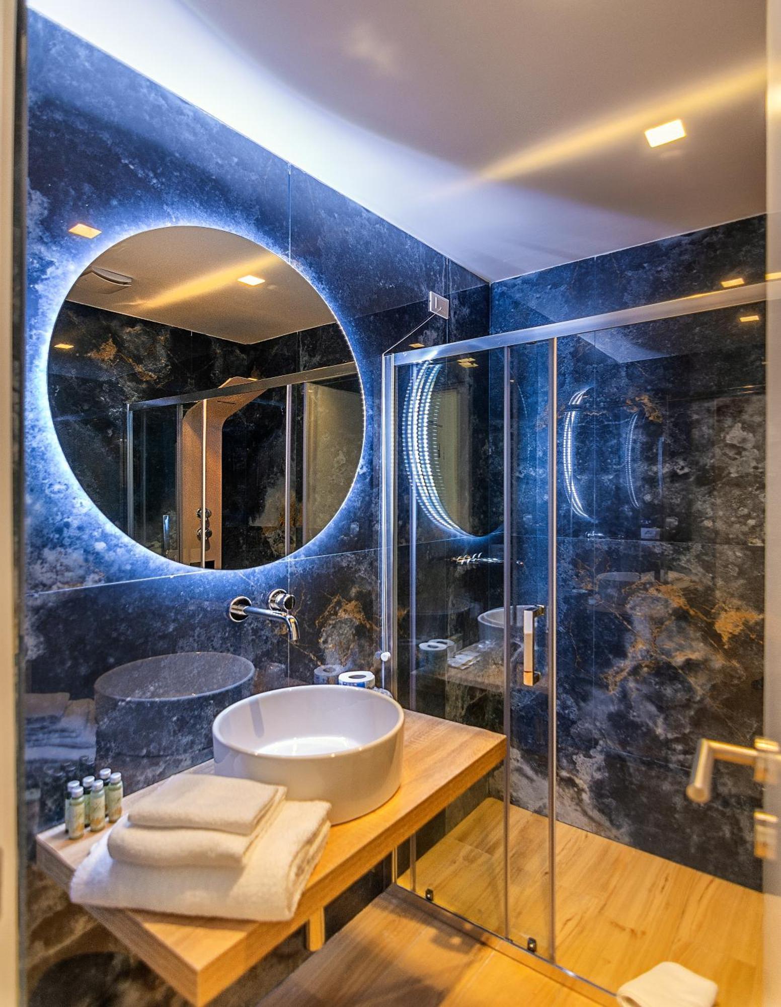 Hotel Tirreno Marina di Massa Zewnętrze zdjęcie